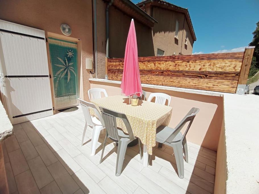 Appartement Neuf Tout Confort Aubenas Exterior photo