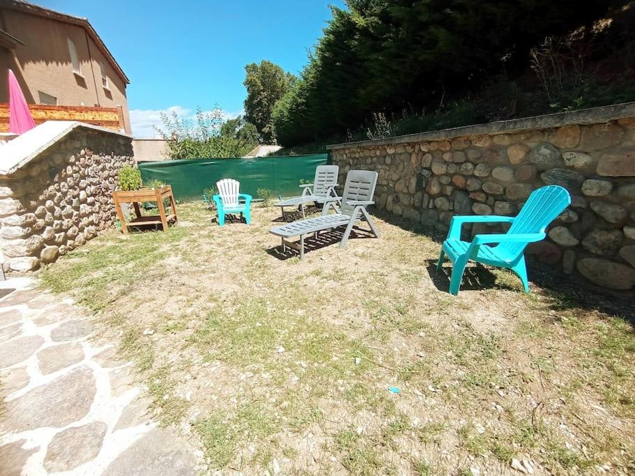 Appartement Neuf Tout Confort Aubenas Exterior photo